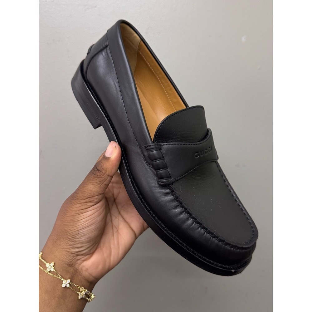 Gucci Miro Soft Loafers Women 38 Black Calfskin Leather Moccasin Logo 343813
